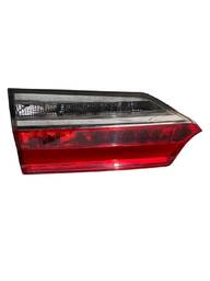 Lanterna Traseira Esquerda Corolla 2018 a 2019 (mala)