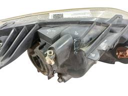 FAROL ESQUERDO ECOSPORT 2008 A 2012 DETALHE 