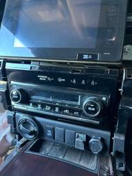 Comando Ar Condicionado Digital Hilux Sw4 2016 a 2020