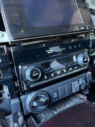 Comando Ar Condicionado Digital Hilux Sw4 2016 a 2020
