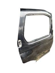 PORTA TRASEIRA DIREITA XTERRA 2003 2004 A 2008