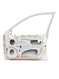 PORTA DIANTEIRA DIREITA CORSA / CLASSIC 1996 1997 A 2016