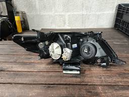 FAROL CROMADO COROLLA 2009 2010 2011 ESQUERDO