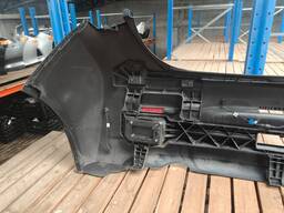 PARACHOQUE TRAS C/ SENSOR HB20 HATCH 2013 A 15 PRETO DETALHE