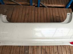 PARACHOQUE TRASEIRO YARIS SEDAN 2019 A 2025 BRANCO DETALHE