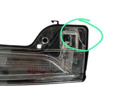 PISCA SETA RETROVISOR DIREITO COROLLA CROSS 2022 / (DETALHE)