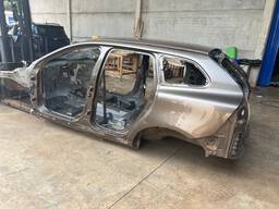 TRASEIRA COM TETO VOLVO XC60 2009 2010 A 2017