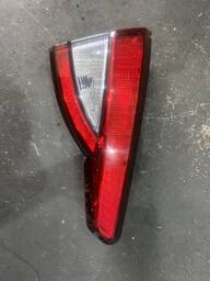 LANTERNA TAMPA TRASEIRA LE FIAT ARGO 2017-23 49450748