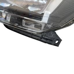 FAROL ESQUERDO GOL VOYAGE G7 2017 2018 FRISO PRETO C/DETALHE