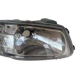 FAROL DIREITO GOL SAVEIRO PARATI G4 CROMADO C/DETALHE