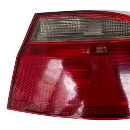 LANTERNA TRASEIRA DIREITA VOYAGE G6 G7 (CANTO) FUME PARALELA