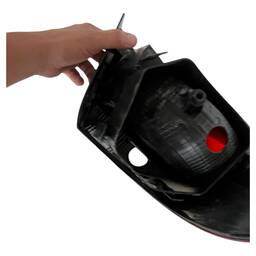 LANTERNA TRASEIRA DIREITA VOYAGE G6 G7 (CANTO) FUME PARALELA