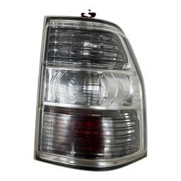 Lanterna c/detalhe Traseira Direita Pajero Full 2008 a 2020