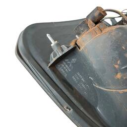 LANTERNA TRASEIRA DIREITA PAJERO TR4 2010 2011 A 2015