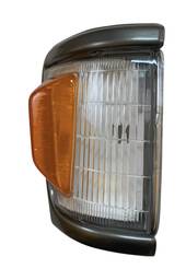 LANTERNA DIANTEIRA DIREITA HILUX 4X4 93 ATÉ 2001