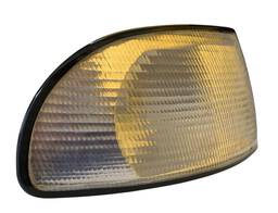 LANTERNA DIANTEIRA PISCA AUDI A4 94 A 99