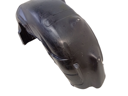 PARABARRO TRASEIRO ESQUERDO GRAND VITARA 2010 A 16 (DETALHE)