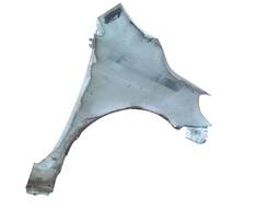 PARALAMA ESQUERDO VERSA 2015/20 DETALHES 