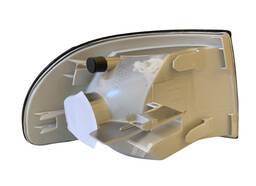 LANTERNA DIANTEIRA ESQUERDA PISCA AUDI A4 94 A 99