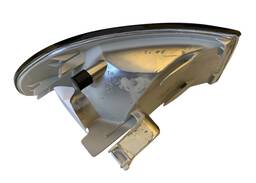 LANTERNA DIANTEIRA ESQUERDA PISCA AUDI A4 94 A 99