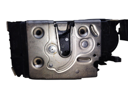 FECHADURA TRAS ESQ MERCEDES GLA A B 200 15/20 C/ DETALHE