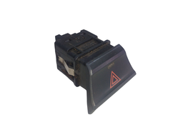 Botão Pisca Alerta GM Onix Prisma Spin 2012 a 2019