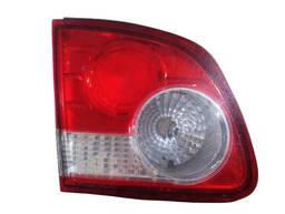 Lanterna Traseira Esquerda Mala Corsa Classic 11/16 DETALHES