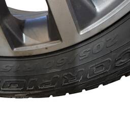 RODA LIGA ARO 15 PNEU PIRELLI 205/60 ORIGINAL FIAT