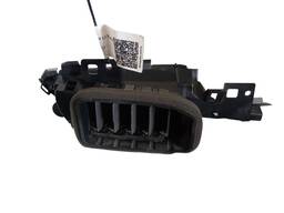 DIFUSOR AR LATERAL LADO DIREITO TRACKER 2020 2021/..