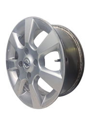 RODA ARO 15 NISSAN TIIDA USADA