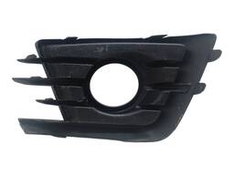 GRADE MOLDURA MILHA DIREITO GOL VOYAGE G7