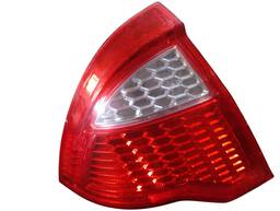 LANTERNA TRASEIRA ESQUERDA FUSION 10/12  COM DETALHES  