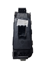 BOTÃO MOLDURA VIDRO TRASEIRO GM ONIX 2010 A 2015