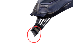 FAROL ESQUERDO KA 2018 A 2021 MASC NEGRA  (DETALHE)