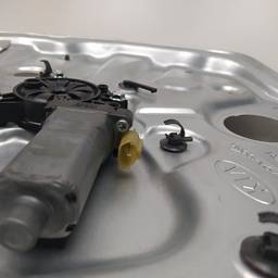 MÁQUINA DE VIDRO PORTA DIANTEIRA DIREITA SORENTO 2010 A 2012