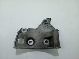 Suporte Do Alternador Renault Clio Sandero Logan 2004 A 2012