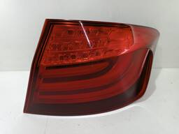Lanterna Traseira Direita Bmw 535 2010 2012 ( canto )
