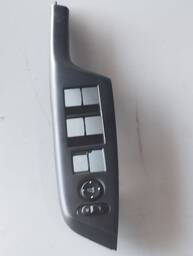 moldura comando vidro esquerdo honda hrv 17-20