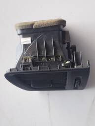 Difusor Saida Ar Honda hrv 17-20 esquerdo  77615tr8