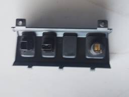 Comando Entrada Auxiliar Usb 12v Honda Hrv 17-20