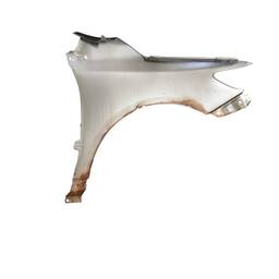 PARALAMA ESQUERDO COROLLA 2009 2010 A 2014 S/ FURO PRATA