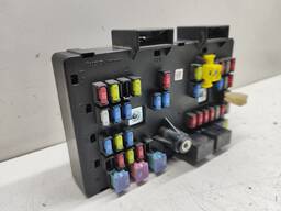 CAIXA FUSÍVEL CAPTIVA 3.6 V6 4X2 2008 2009 2010