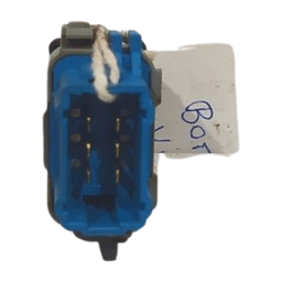 BOTÃO VIDRO PORTA DIANTEIRA DIREITA DUSTER 2014