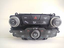 Comando Ar Condicionado/Som Jeep Compass 17/21 C/ Auto Park