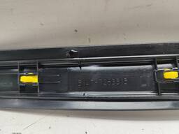 SOLEIRA TRASEIRA ESQUERDA BMW 320I 18 25 F30 2013 2018