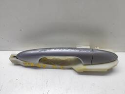 MAÇANETA TRASEIRA ESQUERDA HB20 SEDAN 1.0 2013 2019 DETALHE 