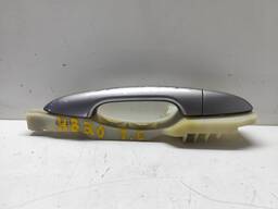 MAÇANETA TRASEIRA ESQUERDA HB20 SEDAN 1.0 2013 2019 DETALHE 