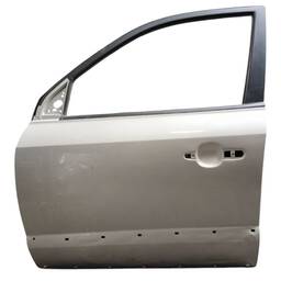 PORTA DIANTEIRA ESQUERDA TUCSON 2005 2006 A 2016 2017 PRATA