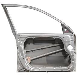 PORTA DIANTEIRA ESQUERDA I30 2009 2010 2011 2012 PRATA