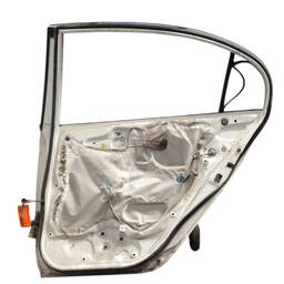 PORTA TRASEIRA DIREITA CIVIC 2007 A 2011 BRANCO C/ DETALHE